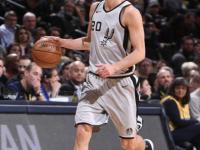 九游体育-Uzi连续十场比赛得分超过败北，掘金挑战极限！的简单介绍